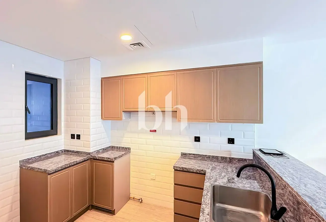 Modern Townhouse | Prime Location | Near Park