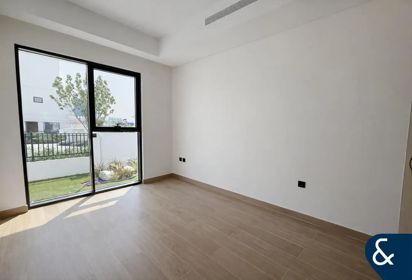 Handed Over | Best Price | Corner 5 Bed