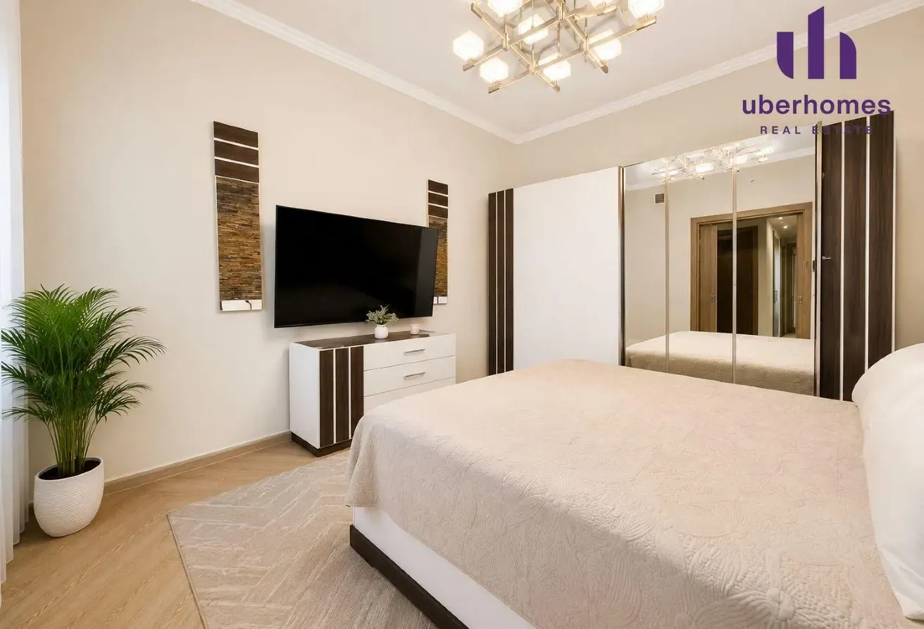 Panoramic Marina View | High Floor | Upgraded Unit