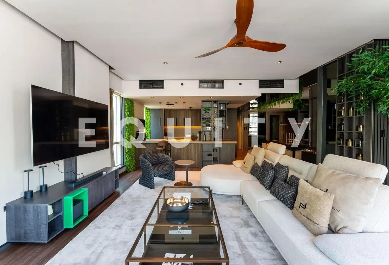 Vacant on Transfer | Huge Layout | Fully Upgraded