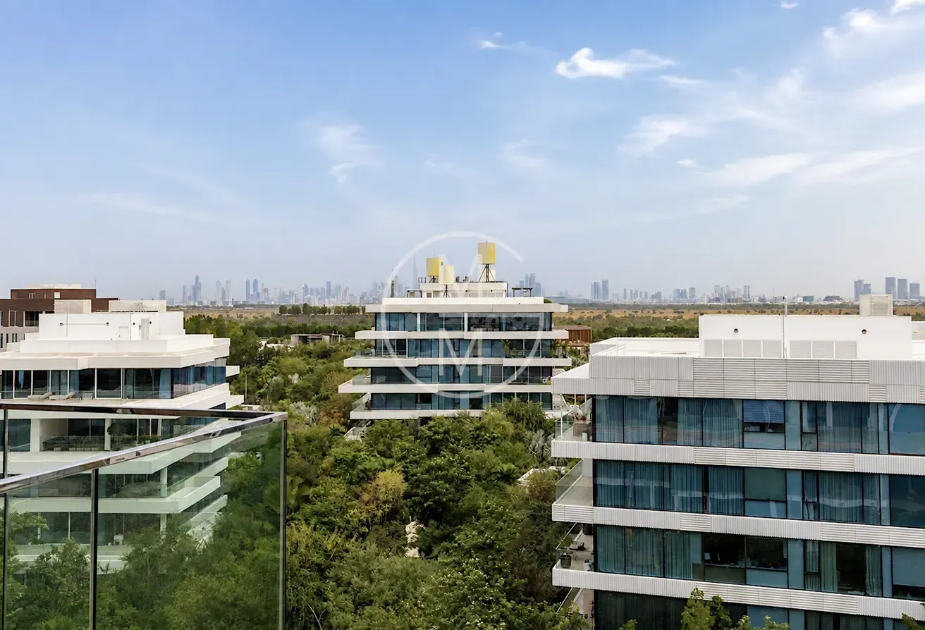 2 Bed | Dual Aspect | Partial Upgrade