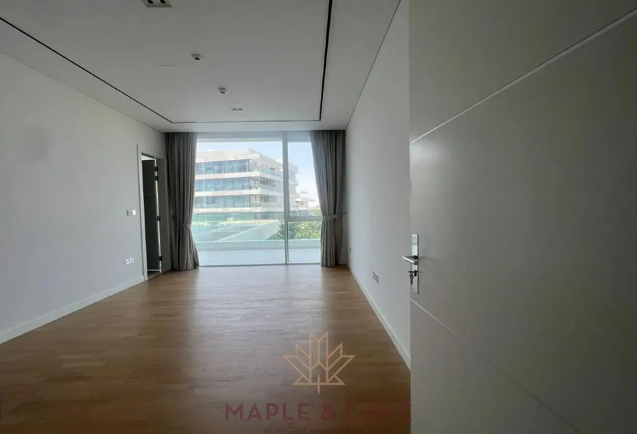 Exclusive 2BR | Low Floor | Big Terrace