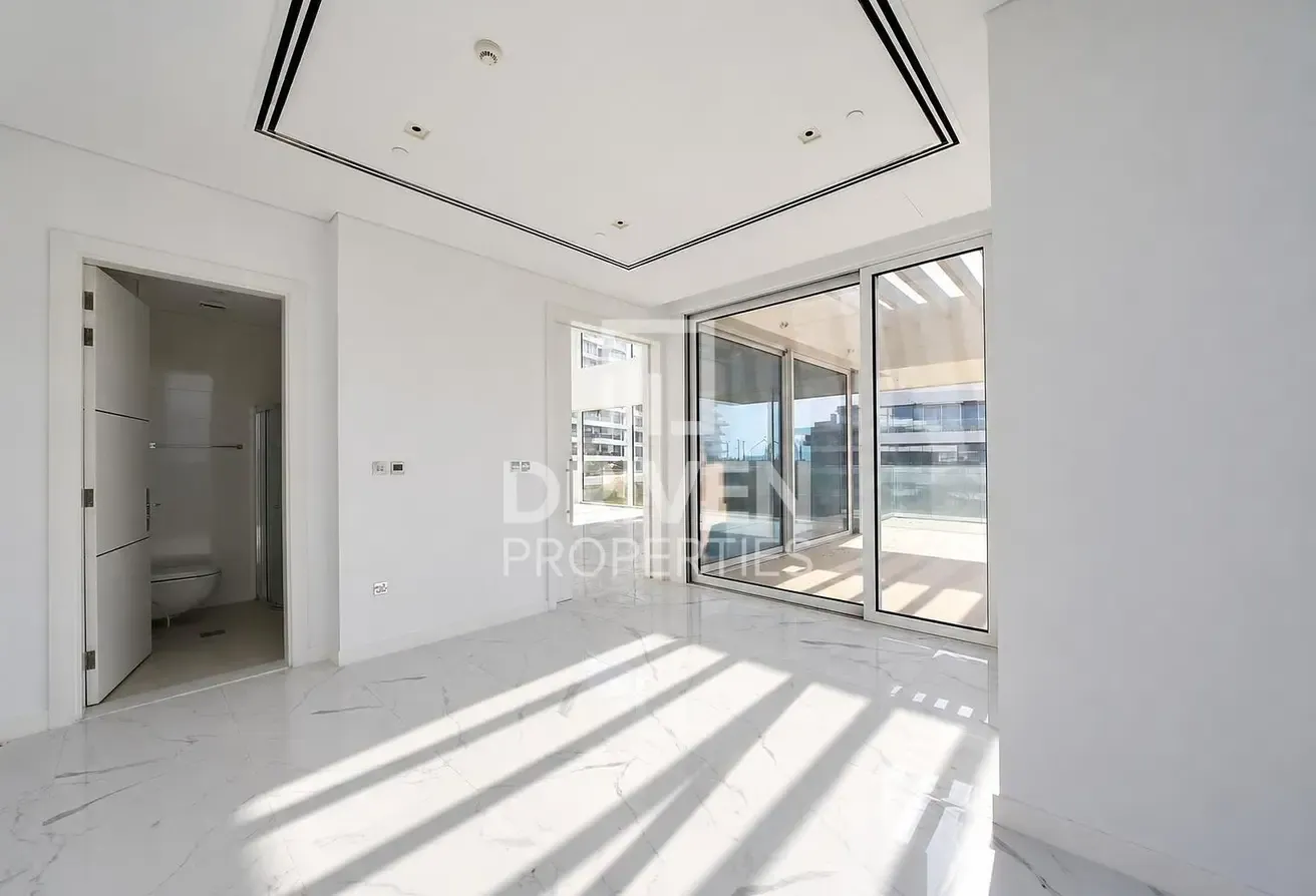 Rare Large Duplex | Premium Finishes | Vacant