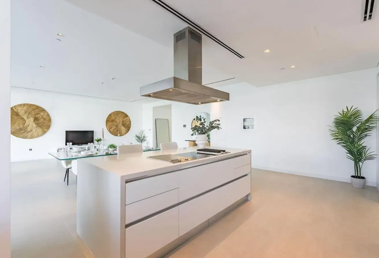 Luxury Apartment | Fully Furnished | Modern
