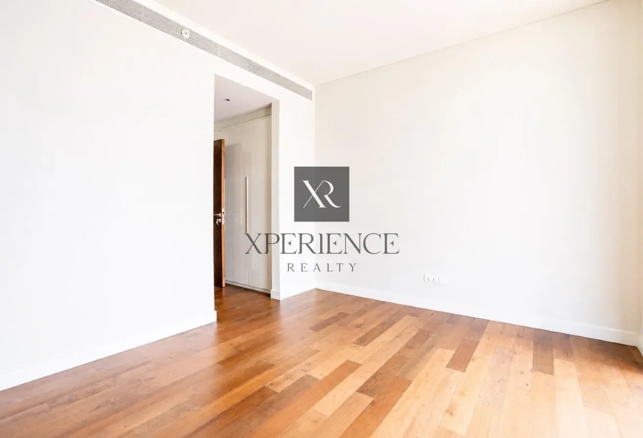 BEST PRICE | POOL VIEW | CENTRAL LOCATION