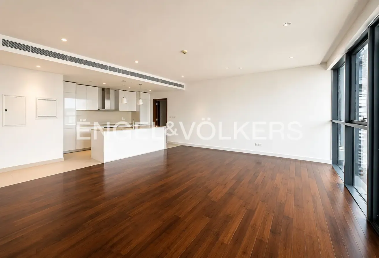 Spacious | Community View | Maids Room