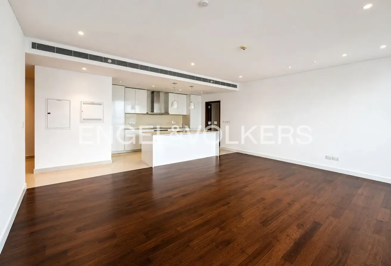 Spacious | Community View | Maids Room