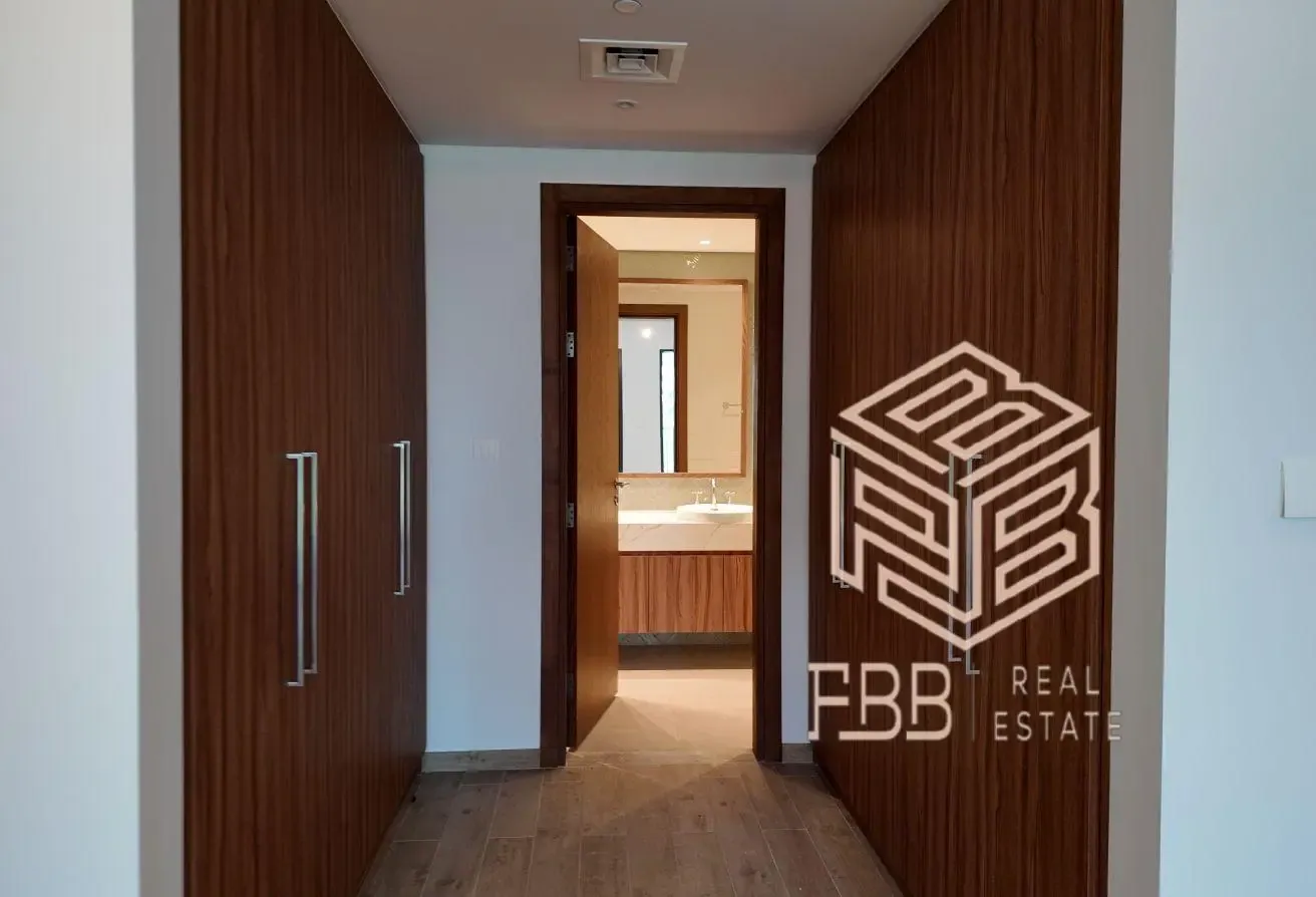 Ready to Move | Full Park View | Huge Layout