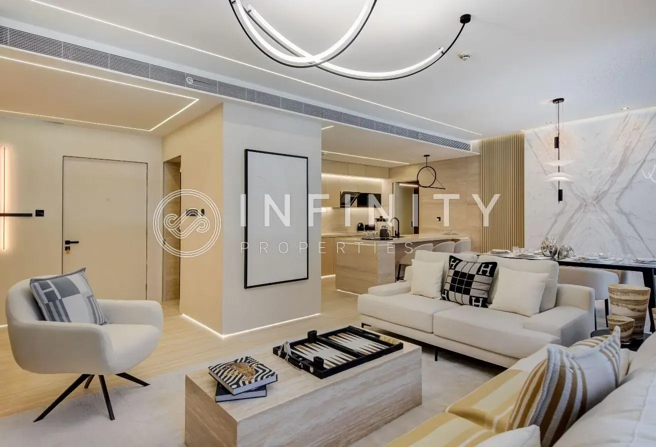 Vacant | Bespoke Luxury | Fully Renovated
