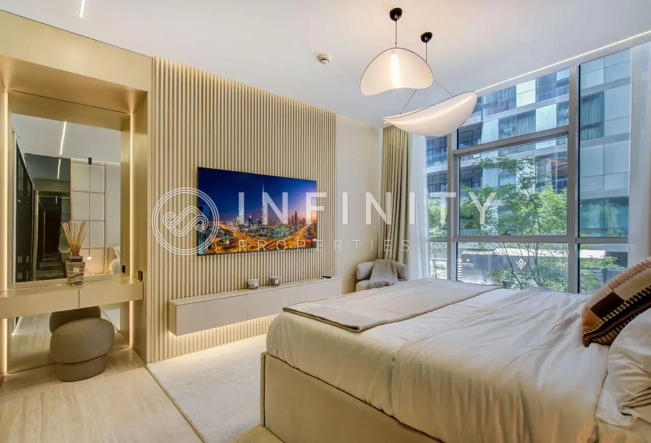 Vacant | Bespoke Luxury | Fully Renovated