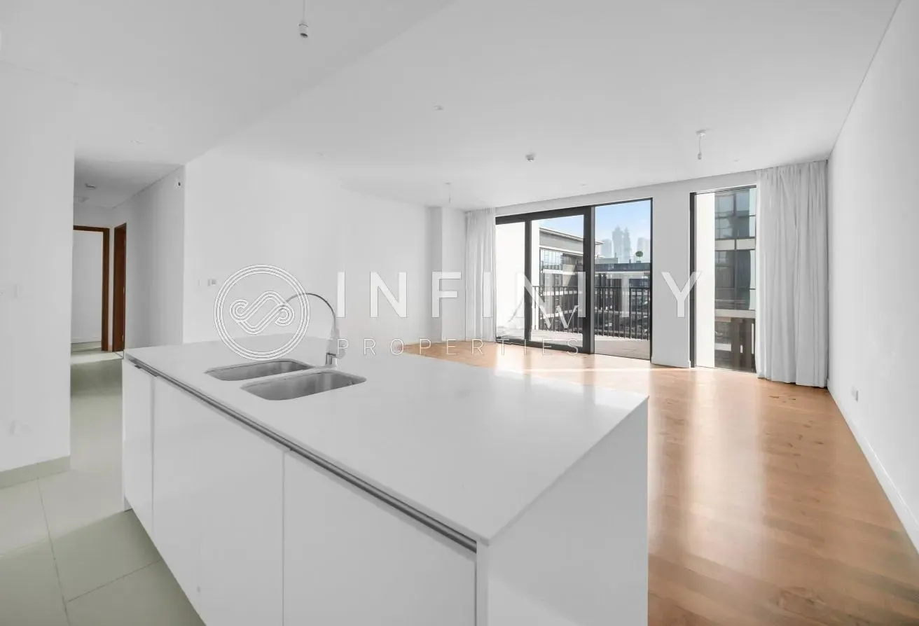 Prime City Walk | Spacious 2BR+Maid | Exclusive
