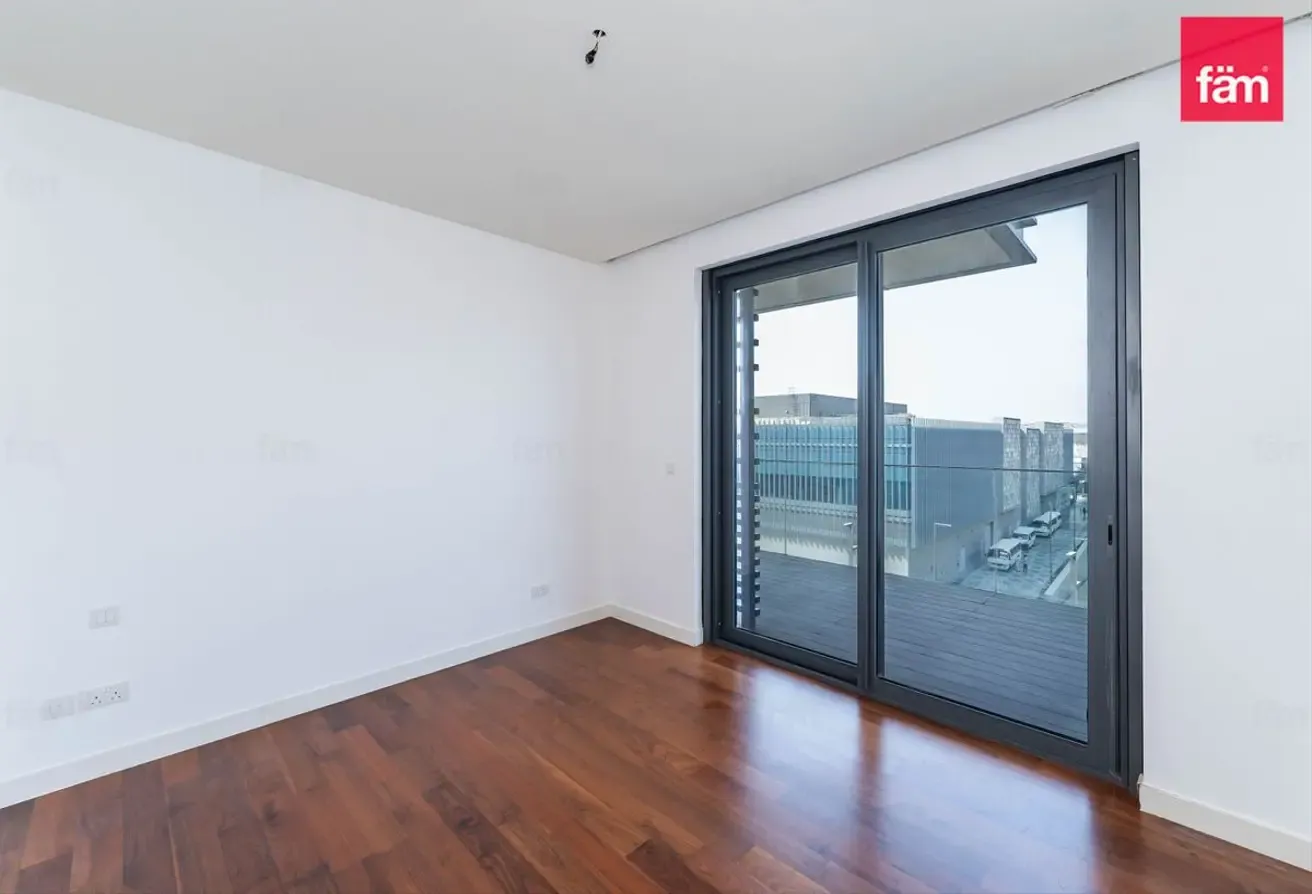Ready To Move In | Boulevard View | Best Deal