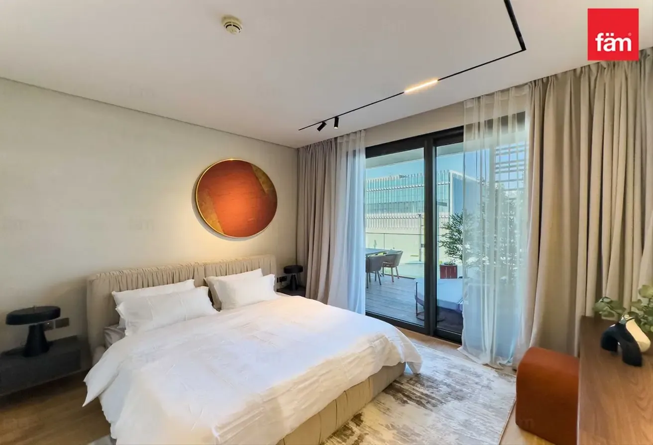 Prime Location | Next to mall | Partial Burj view