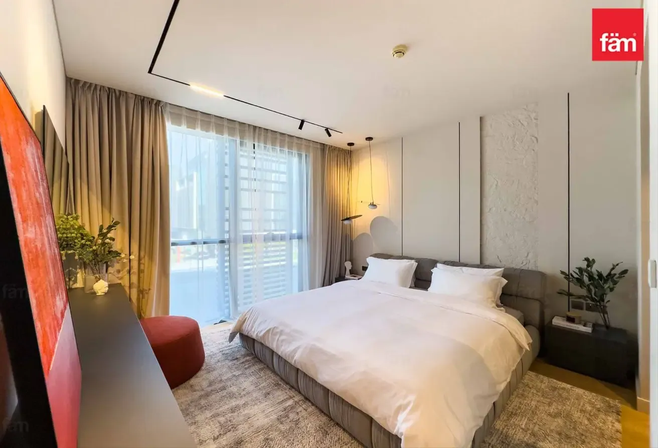 Prime Location | Next to mall | Partial Burj view