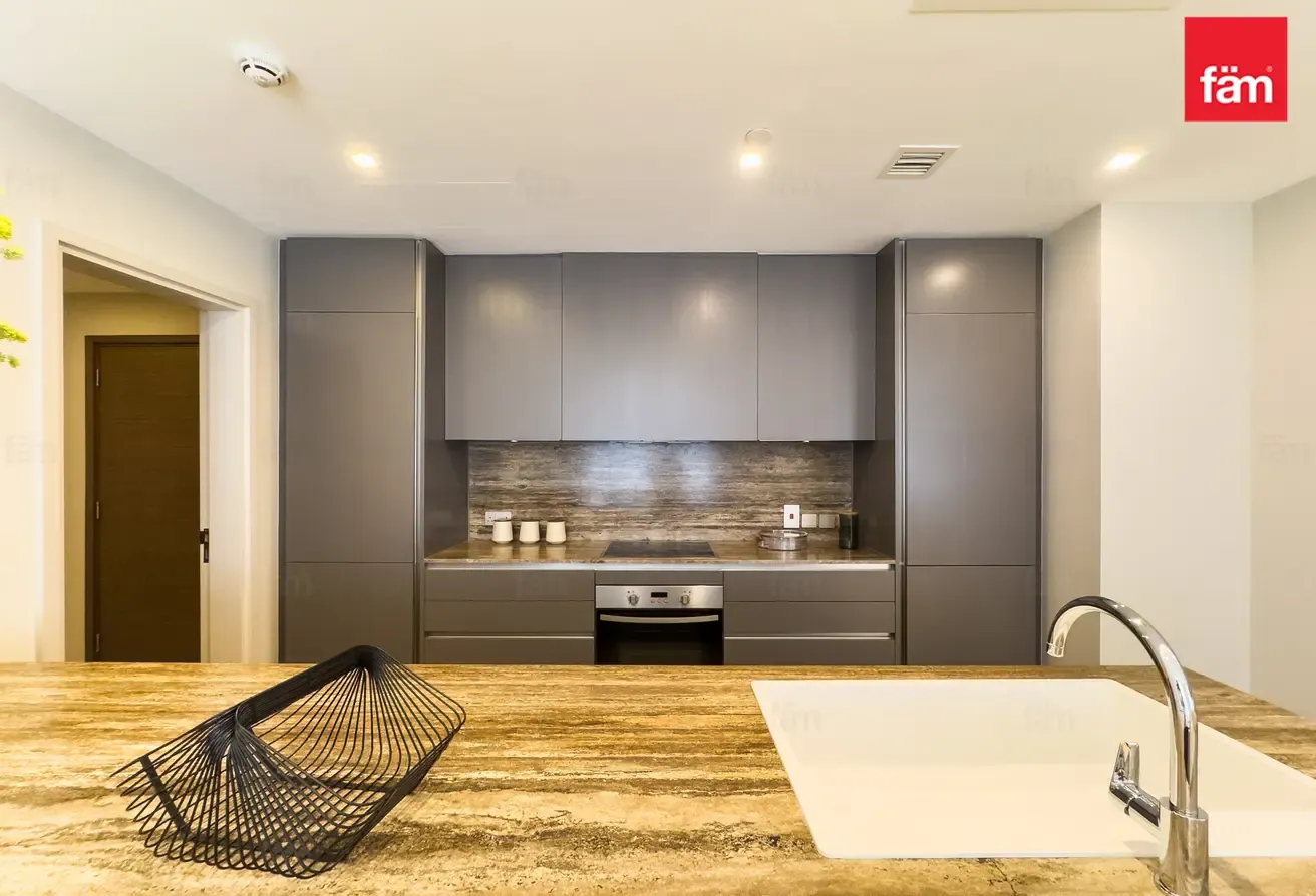 Vacant New Unit | Upgraded & Furnished