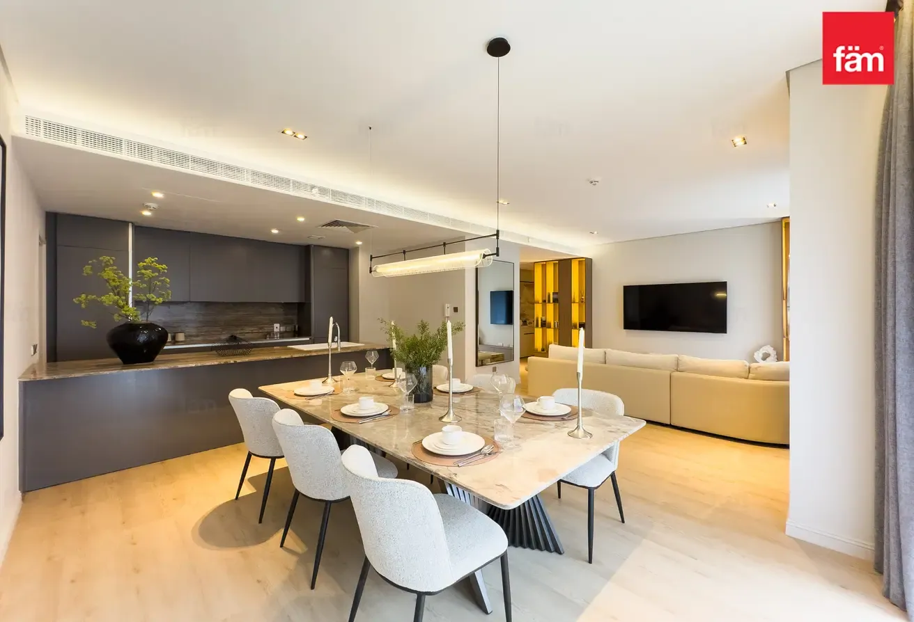Vacant New Unit | Upgraded & Furnished
