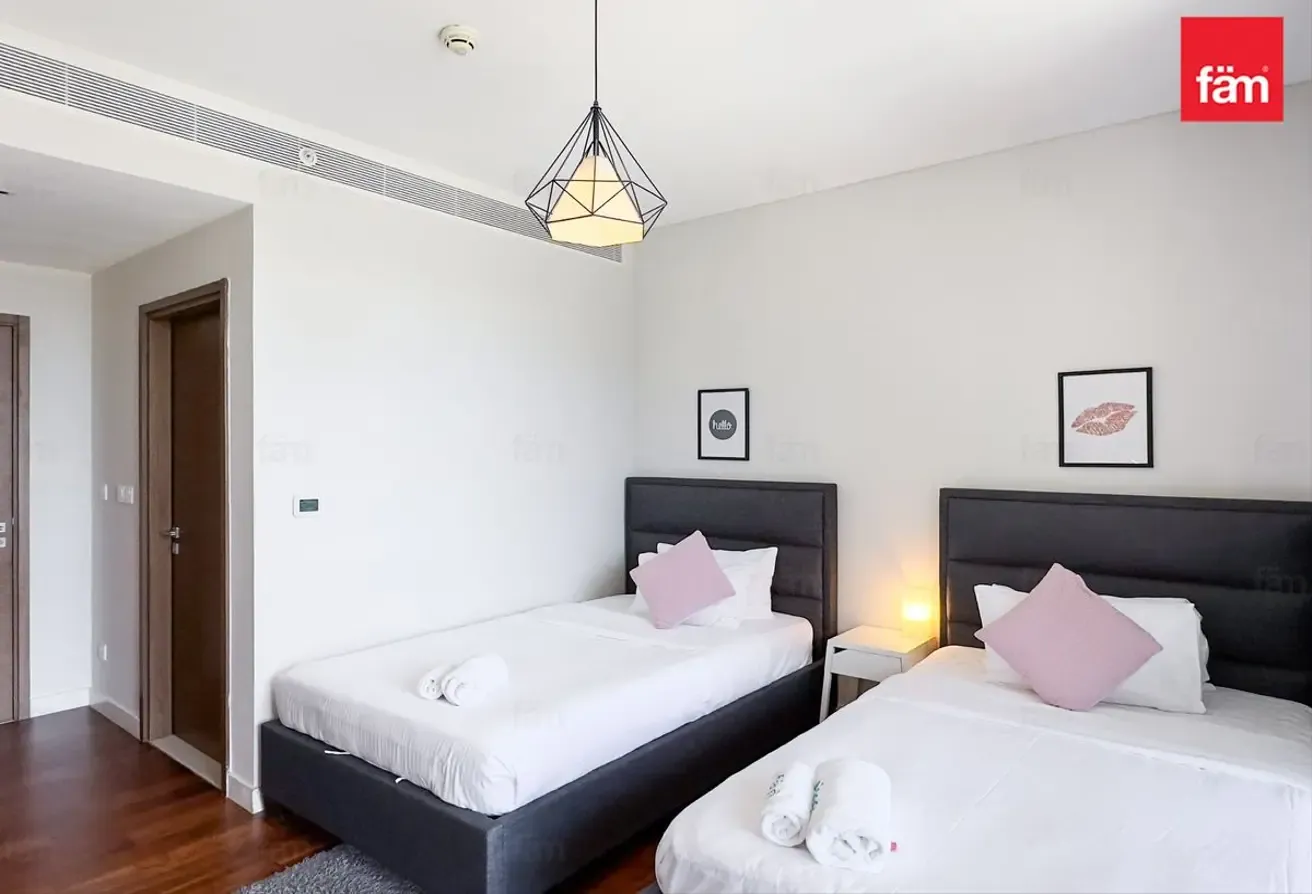 Vacant | Bright & High Floor | Large 2br Plus Maid