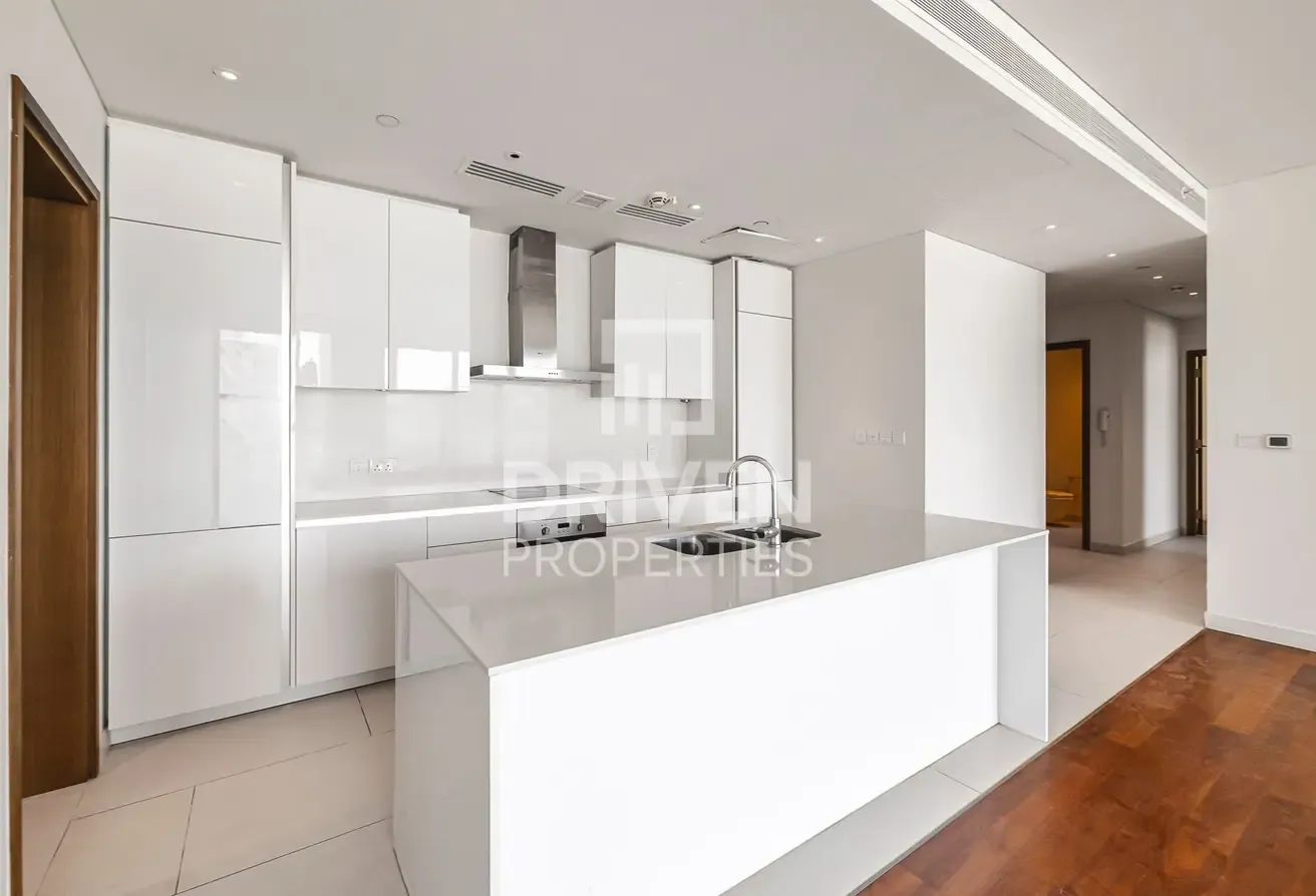 Large Layout | Top Location | Prime Amenities
