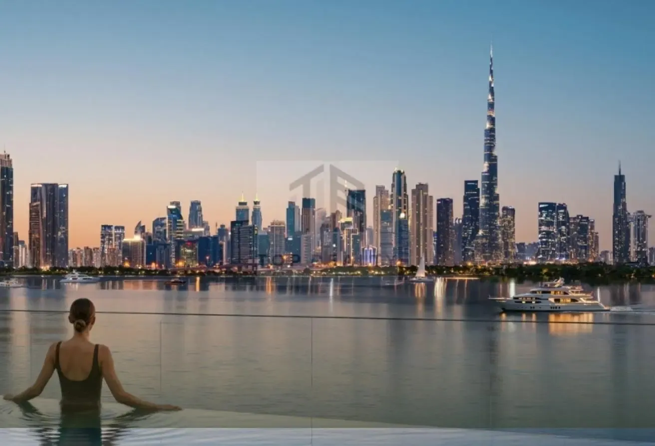 Stunning 2BR Waterfront Apartment in Creek Bay