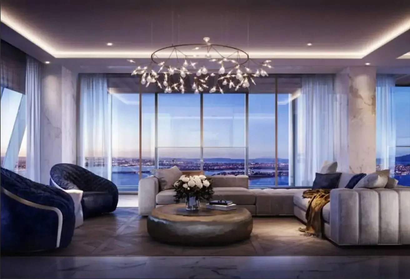 Prime Location|Beachfront|Spacious