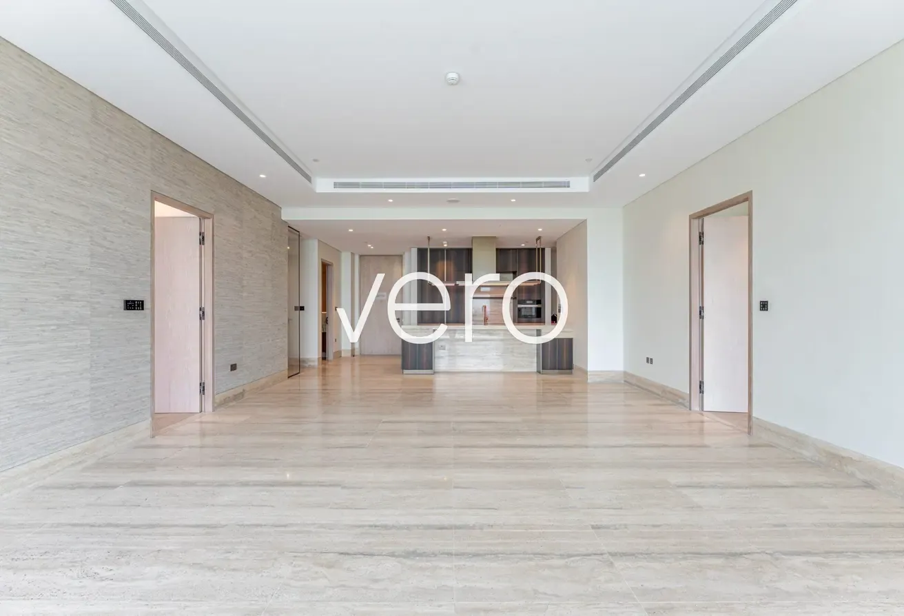 Sea View | Corner Unit | Ready to Move In