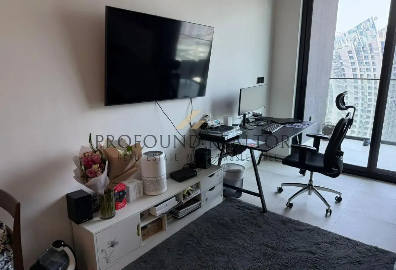 Burj Khalifa/Canal View | Furnished | High ROI