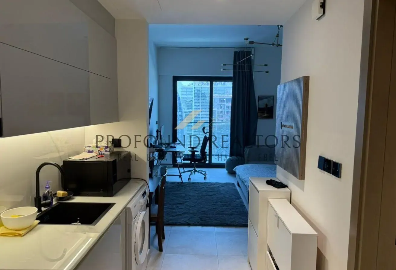 Burj Khalifa/Canal View | Furnished | High ROI