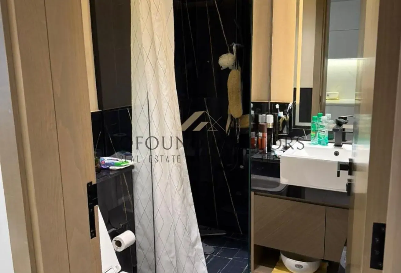 Burj Khalifa/Canal View | Furnished | High ROI