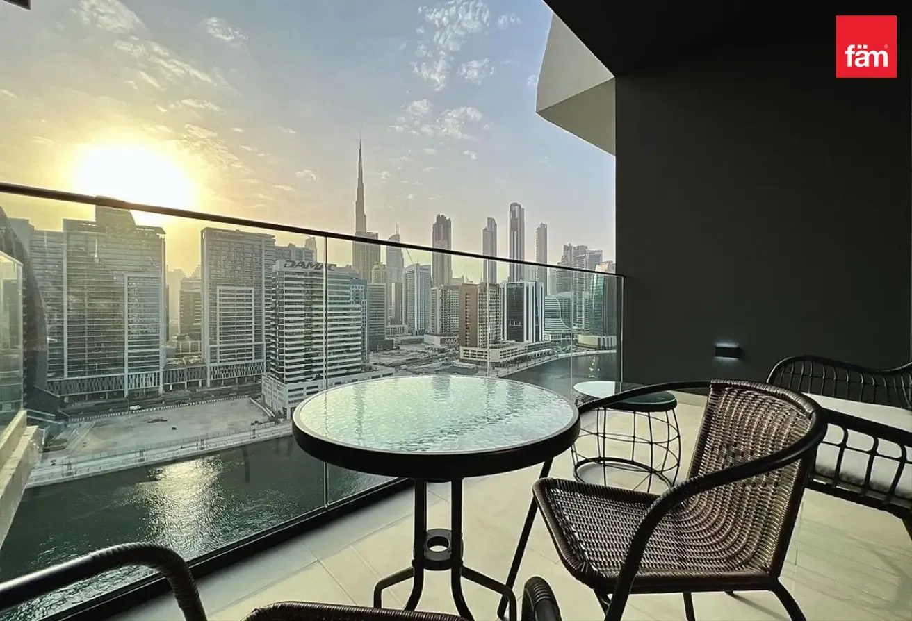 Fully furnished | Burj & Canal View | Tenanted