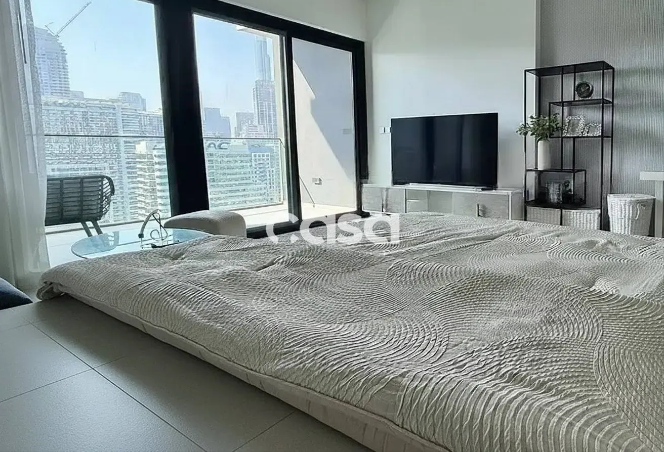 Luxury Studio | Stunning Canal View | High ROI