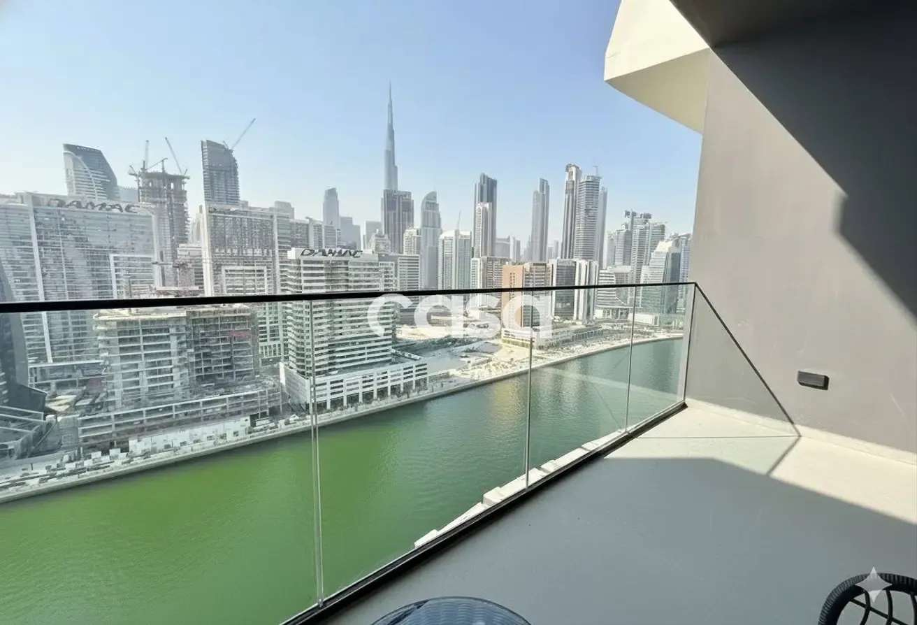 Luxury Studio | Stunning Canal View | High ROI