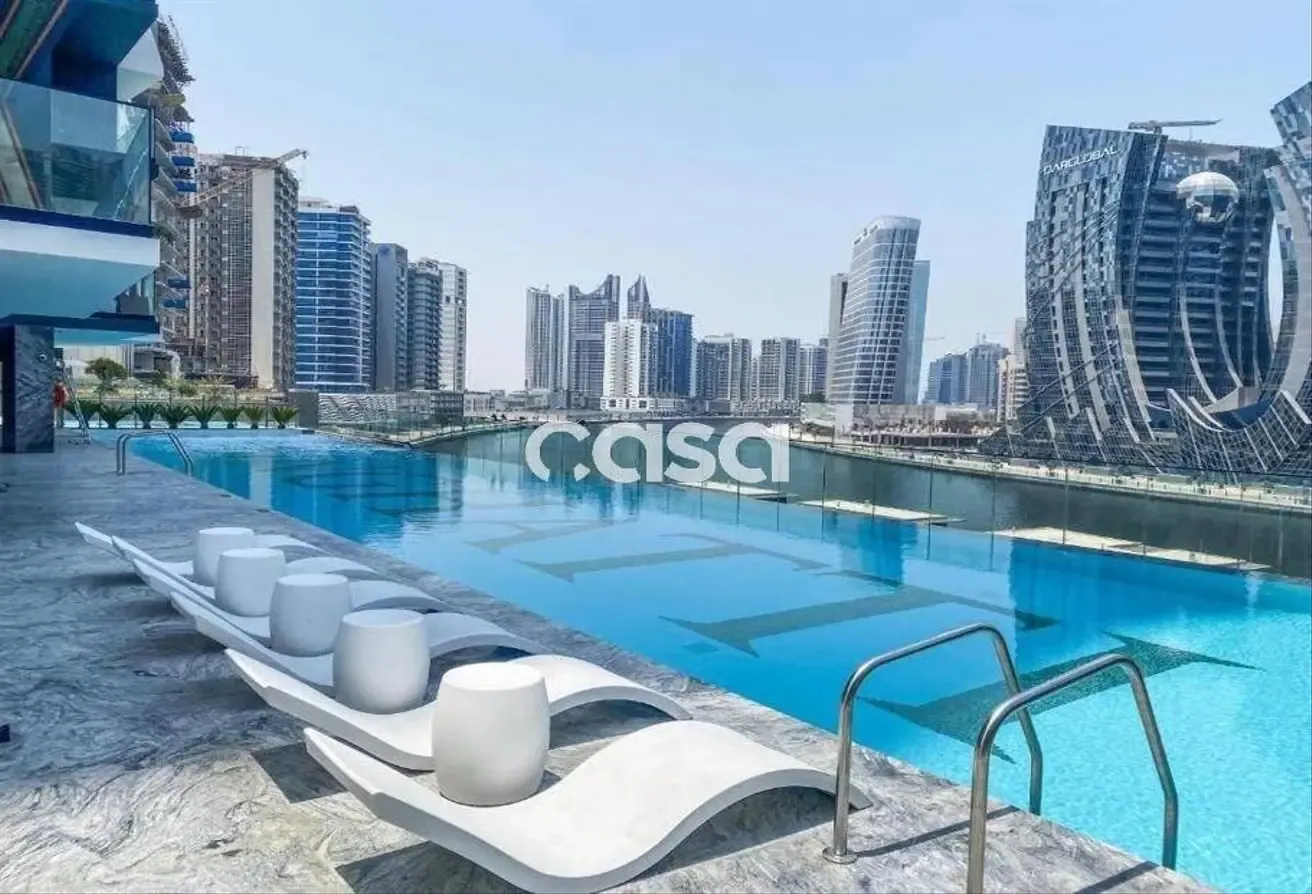 Luxury Studio | Stunning Canal View | High ROI