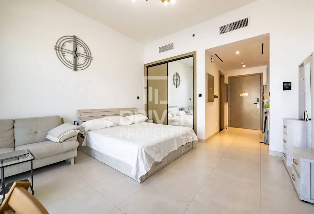 Well Maintained | Genuine Resale | Best Deal