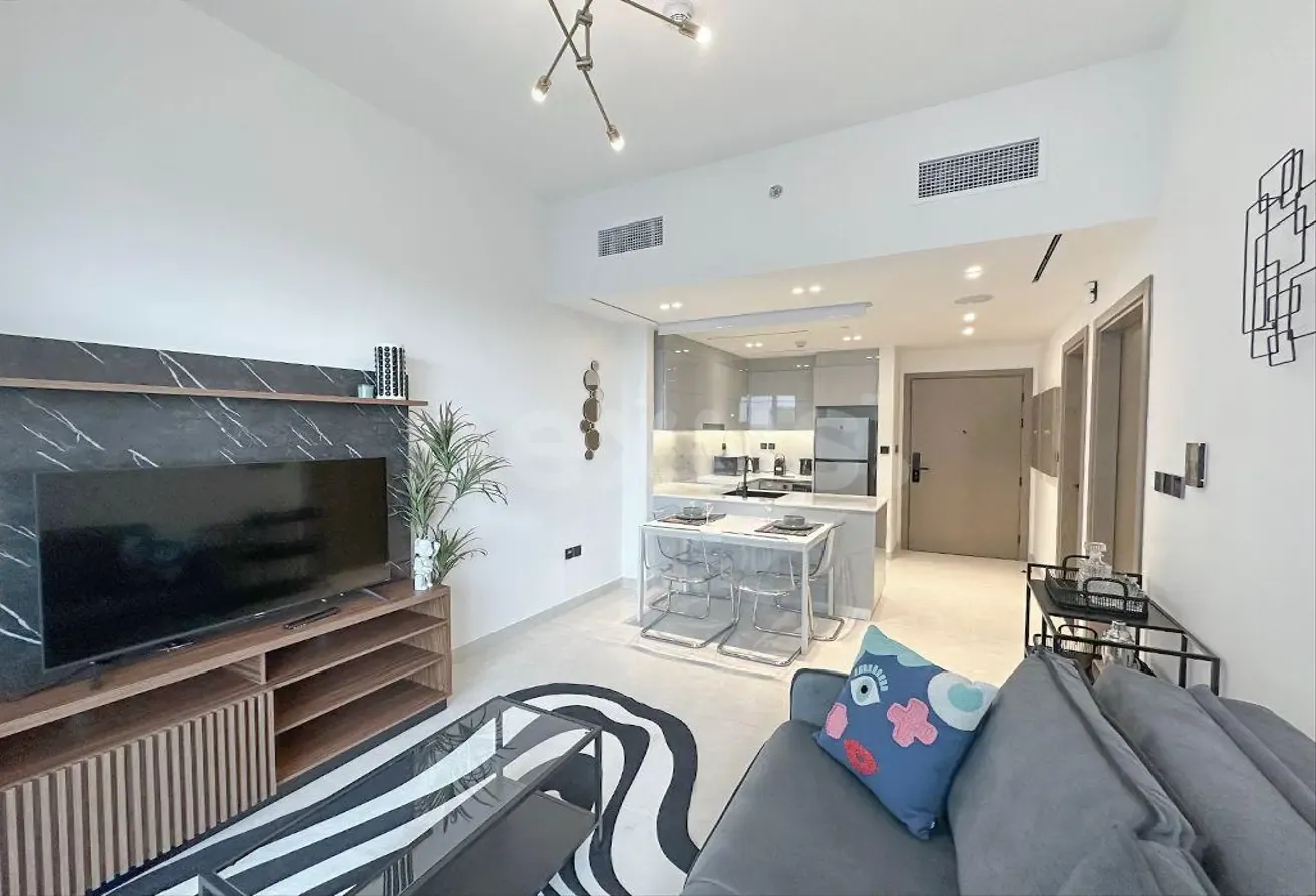 EXCLUSIVE | FULLY FURNISHED | CANAL VIEW