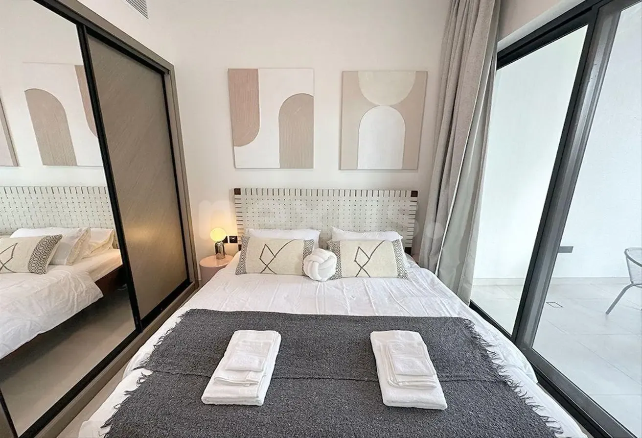 EXCLUSIVE | FULLY FURNISHED | CANAL VIEW