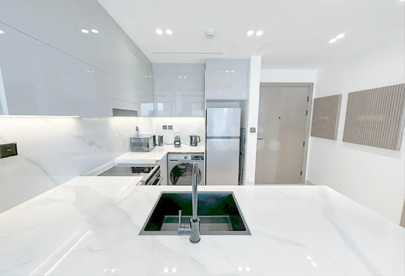 EXCLUSIVE | FULLY FURNISHED | CANAL VIEW