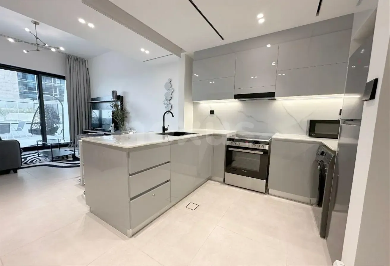 EXCLUSIVE | FULLY FURNISHED | CANAL VIEW