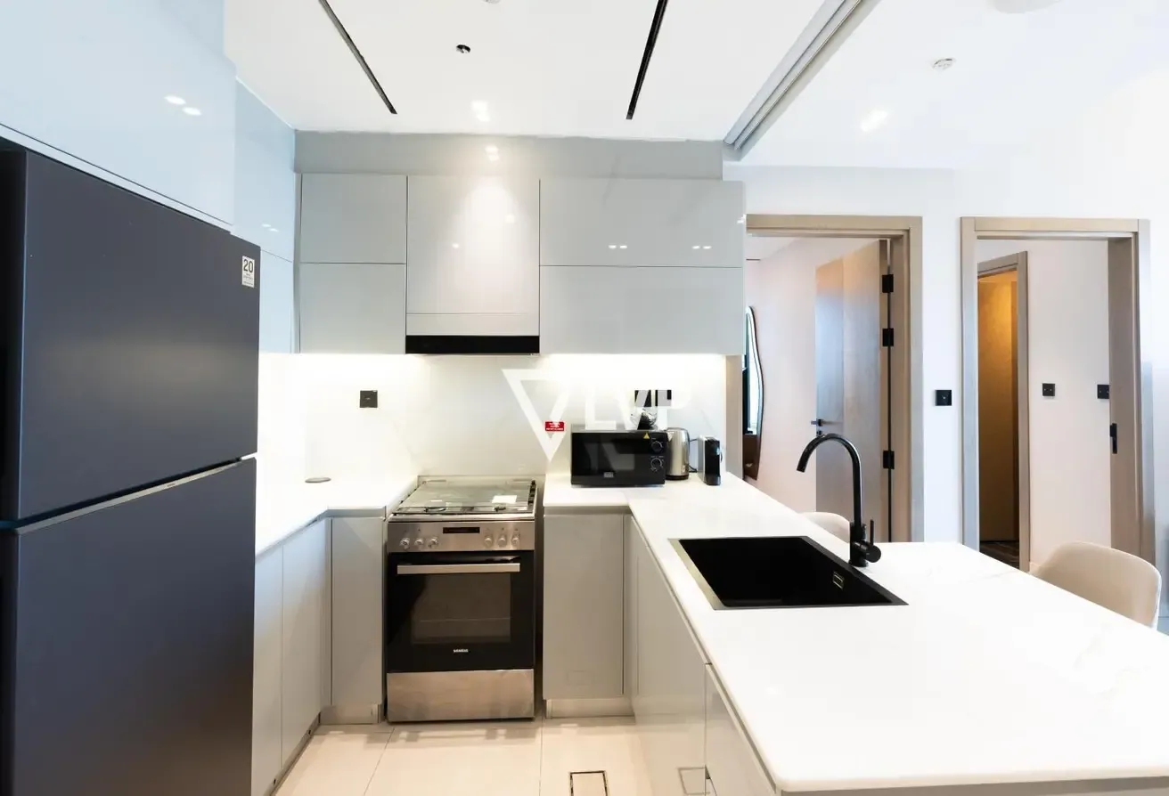 Fully Furnished | High Floor | Canal Views