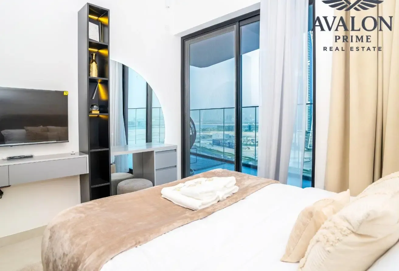 Vacant | Natural Light | Spacious | Renovated