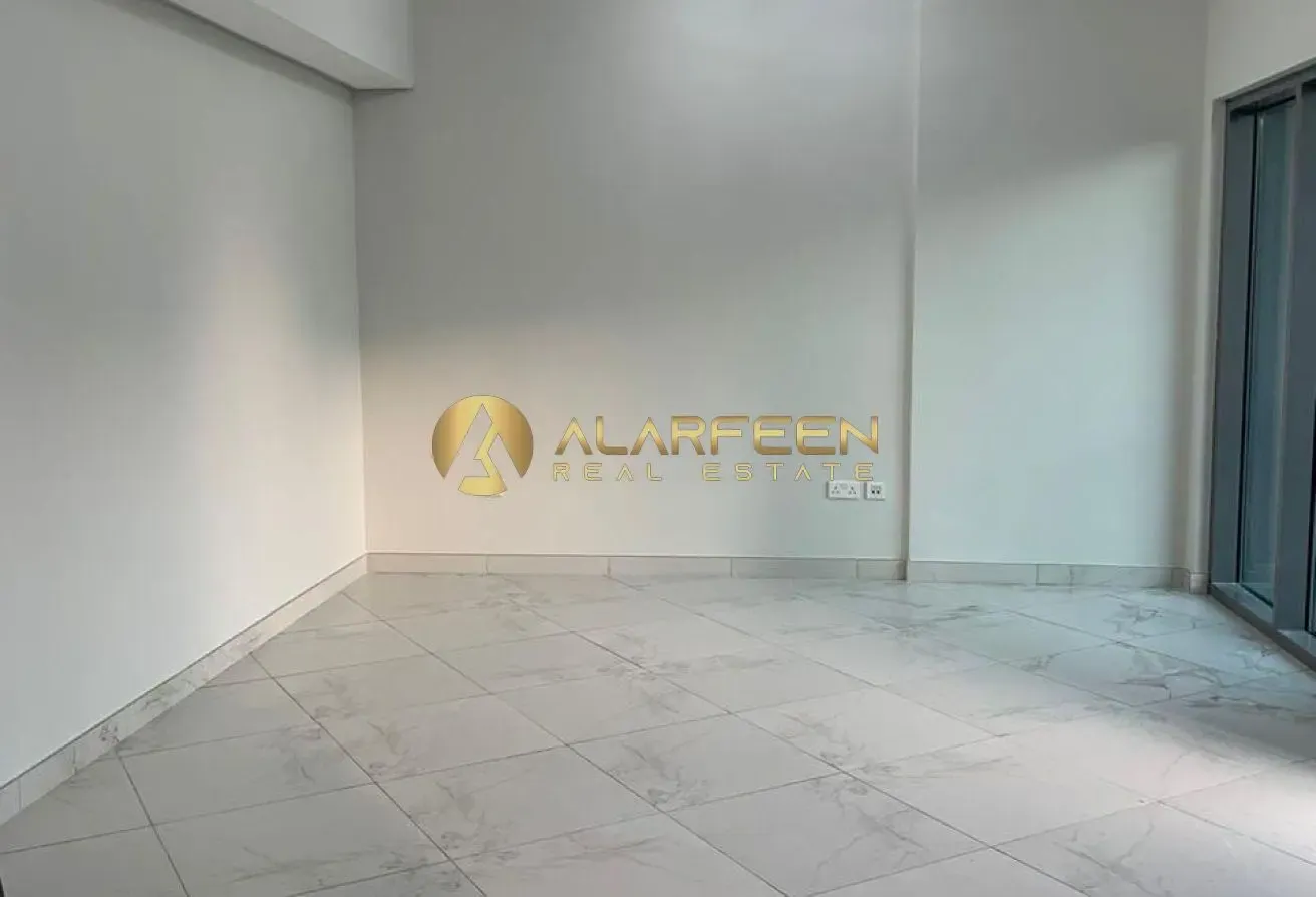 Premium 1BR| Bright Unit| Move In Ready