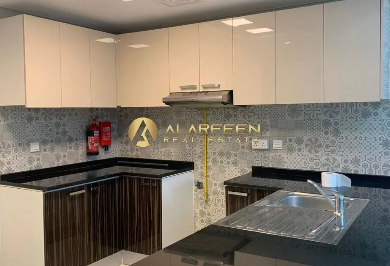 Premium 1BR| Bright Unit| Move In Ready