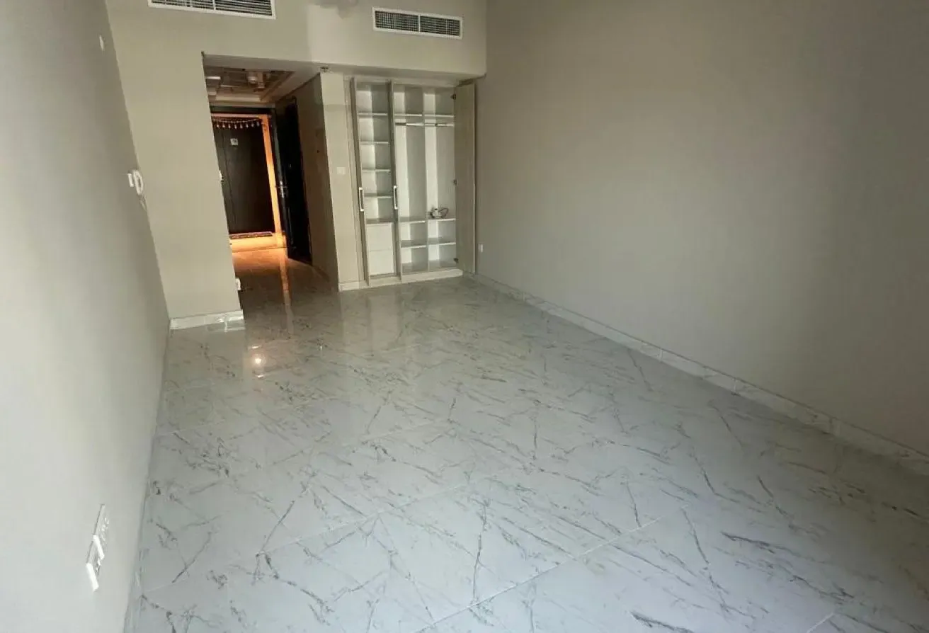 MAG 520 Studio Apt
