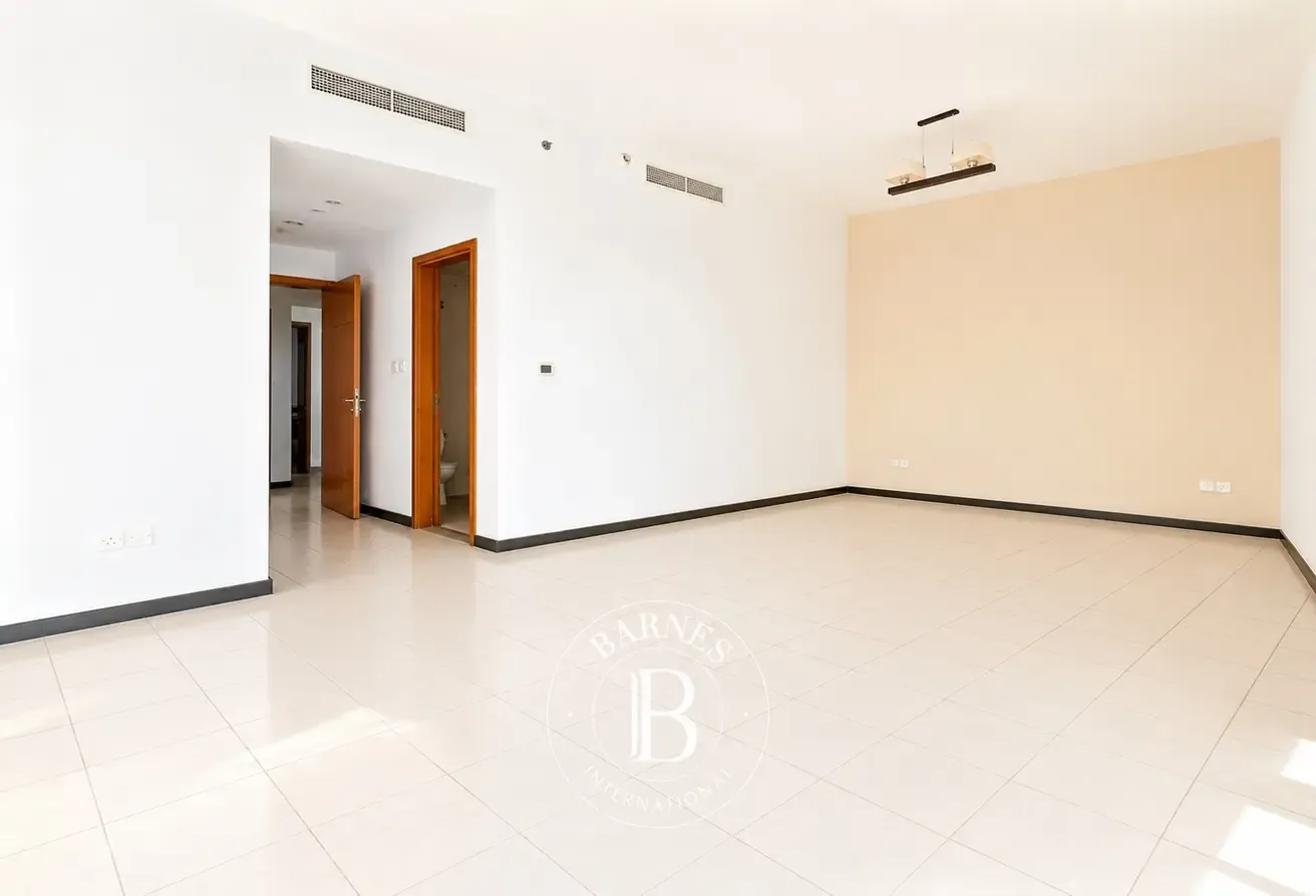 Chiller Free | Fully Furnished | Study