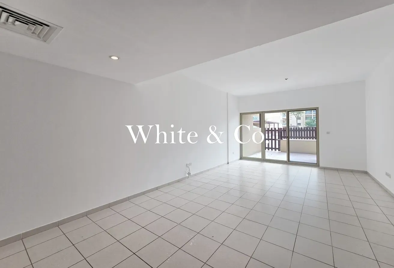 VACANT NOW | SEMI UPGRADED | COURTYARD