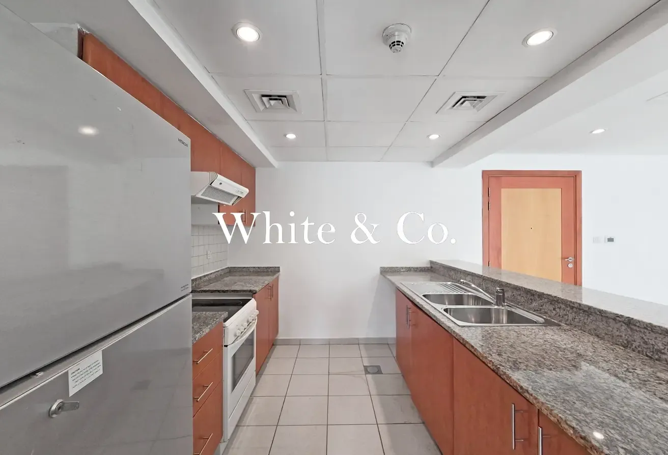 VACANT NOW | SEMI UPGRADED | COURTYARD