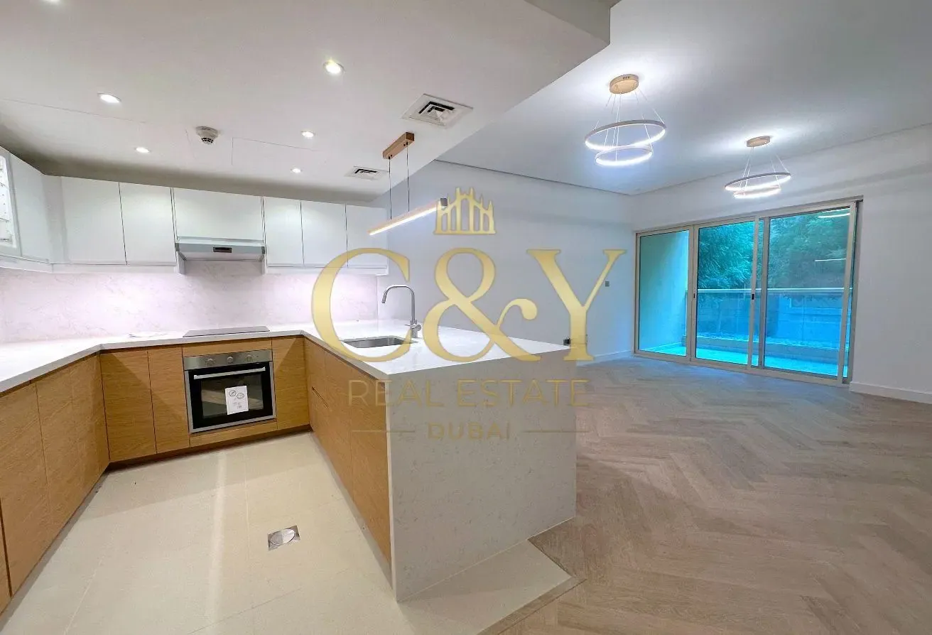 Upgraded | Built-in Appliances | Vacant in October