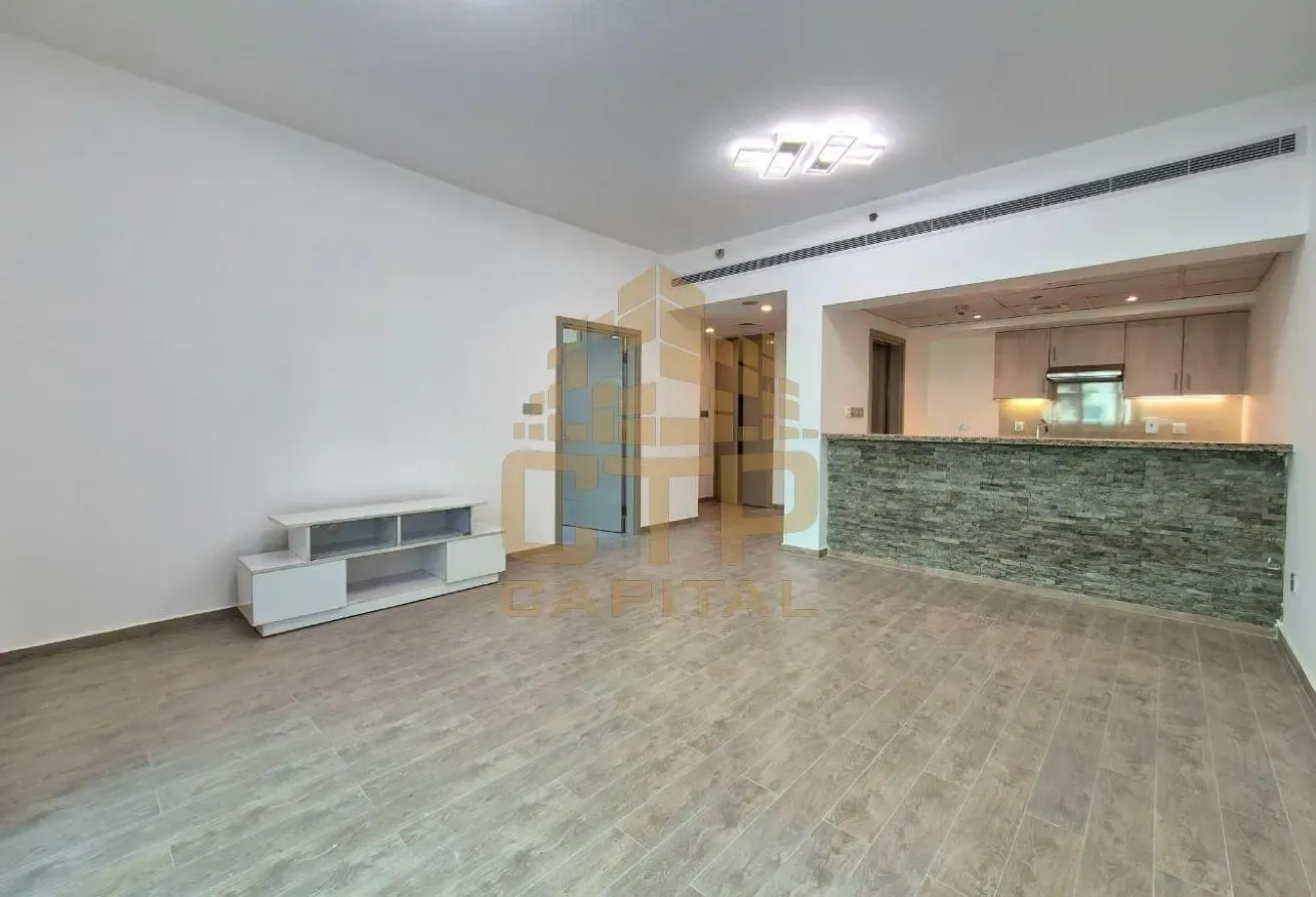Newly Renovated | Large Balcony | Chiller Free
