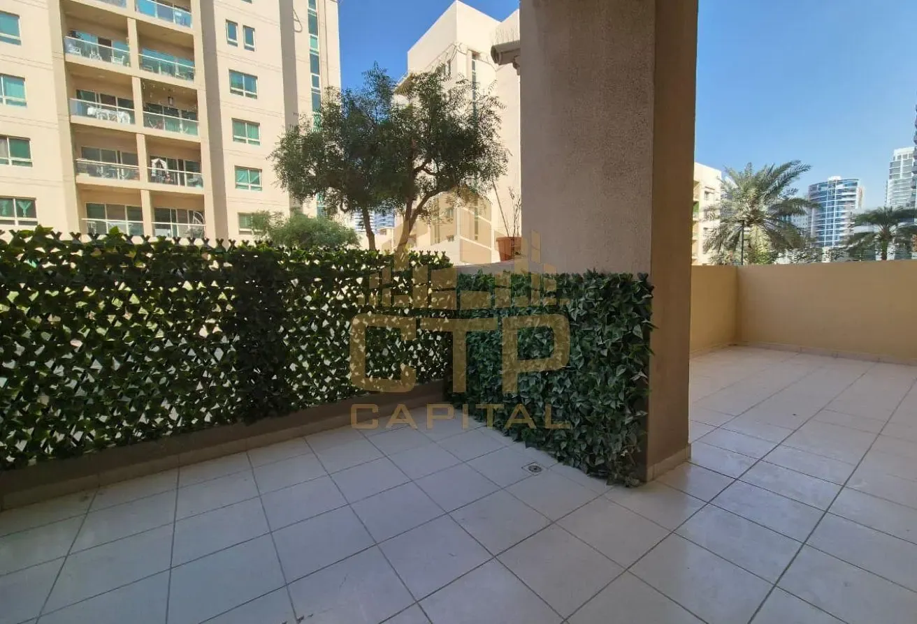 Newly Renovated | Large Balcony | Chiller Free