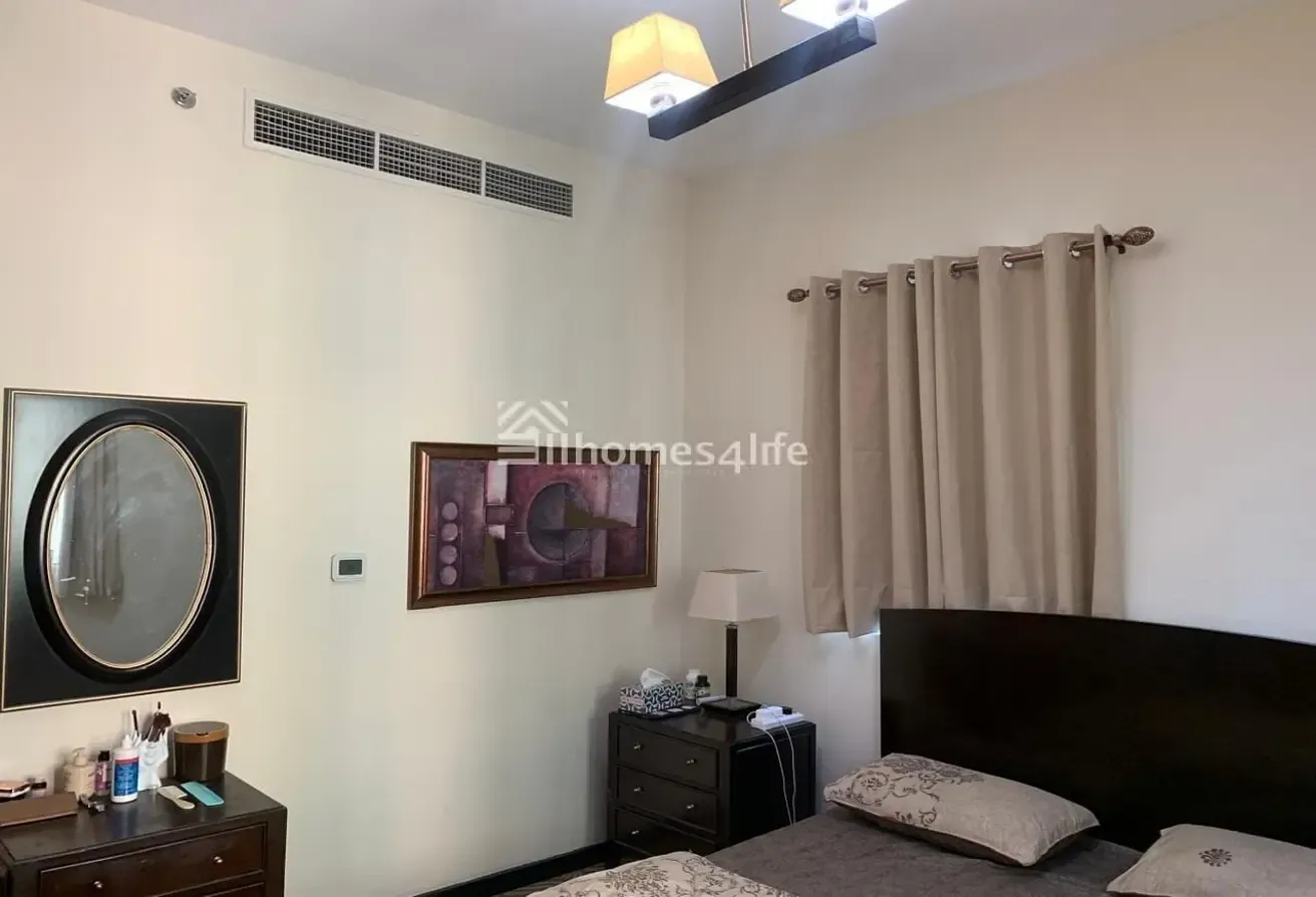 UPGRADED |  FULLY FURNISHED | CHILLER FREE