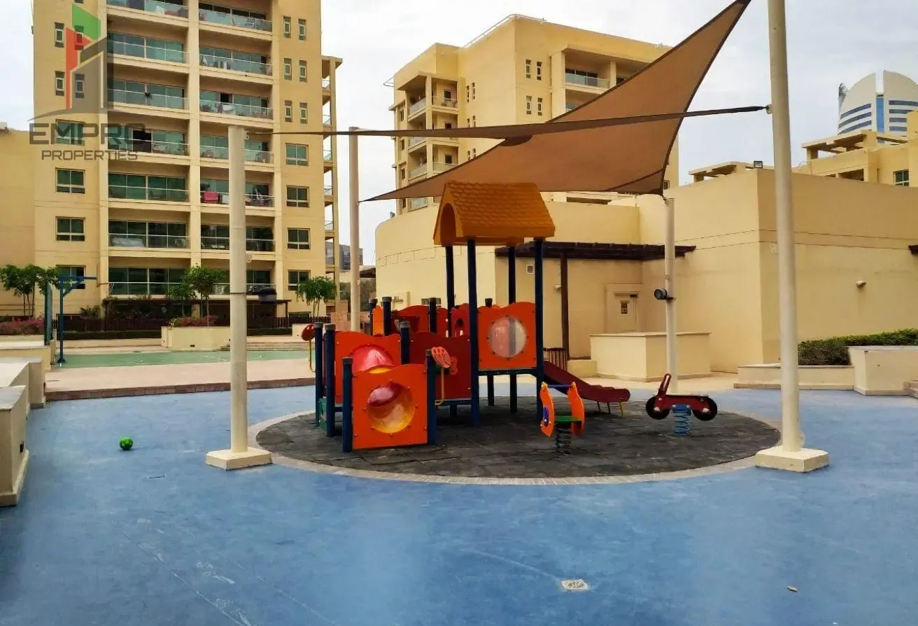Fully Furnished l Upgraded l Vacant